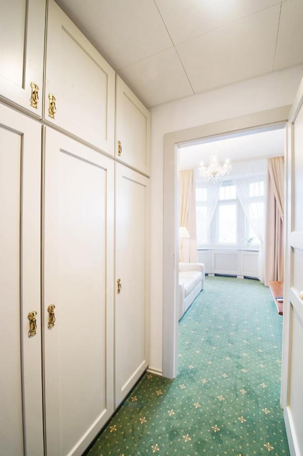 Hotel Slavie Pelhrimov Ngoại thất bức ảnh